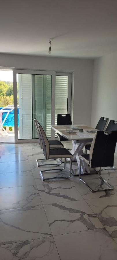 Apartments San Lovište エクステリア 写真