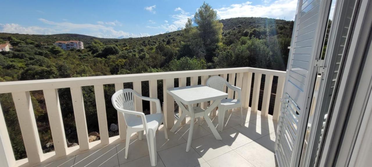 Apartments San Lovište エクステリア 写真