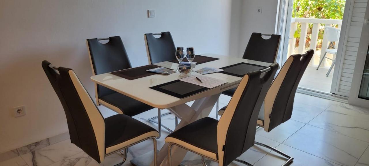 Apartments San Lovište エクステリア 写真