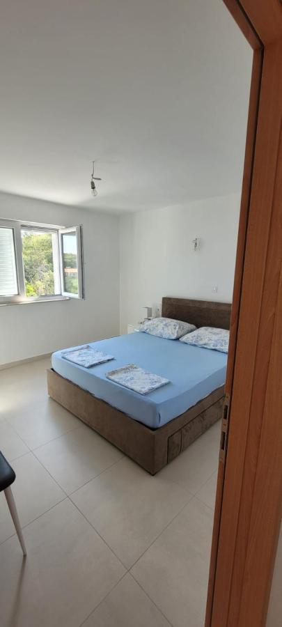 Apartments San Lovište エクステリア 写真
