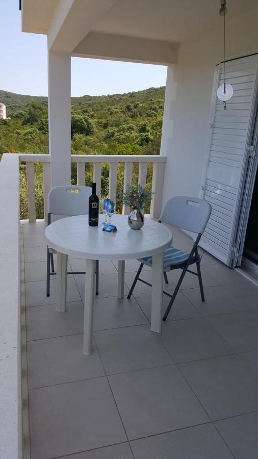 Apartments San Lovište エクステリア 写真